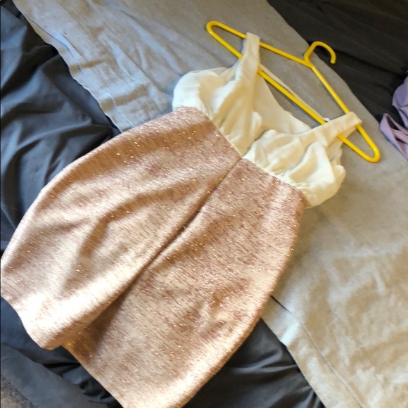 Formal dress - Picture 4 of 4